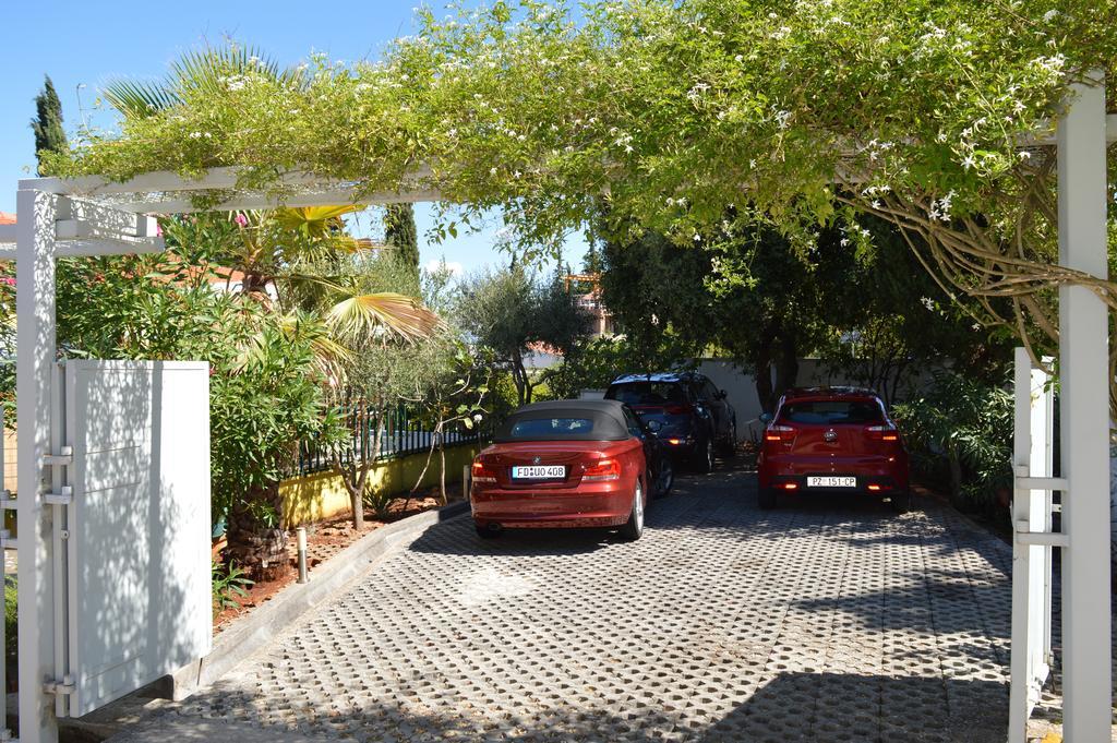 Apartments Vukovic สตารีกราด ภายนอก รูปภาพ